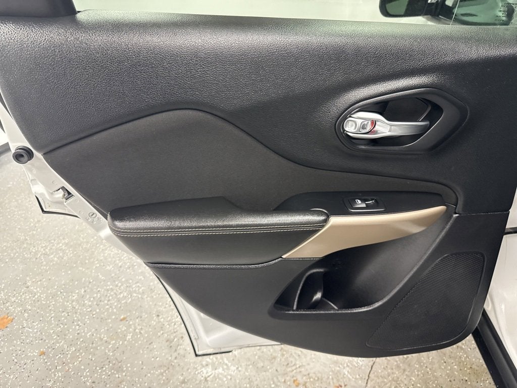 2018 Jeep Cherokee Altitude