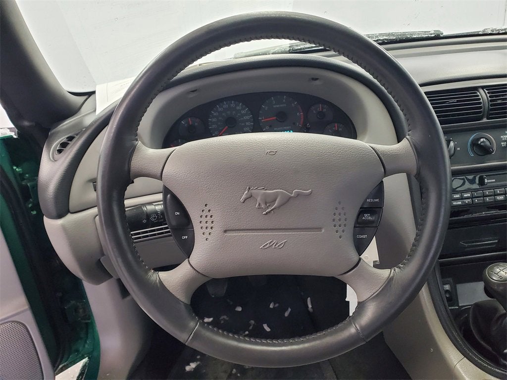 2000 Ford Mustang Base