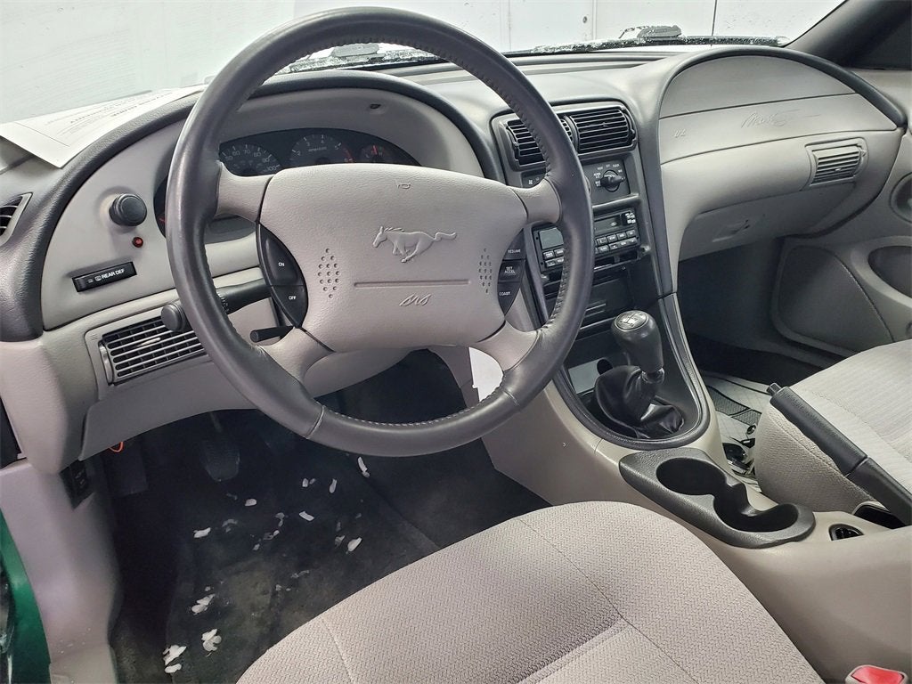 2000 Ford Mustang Base