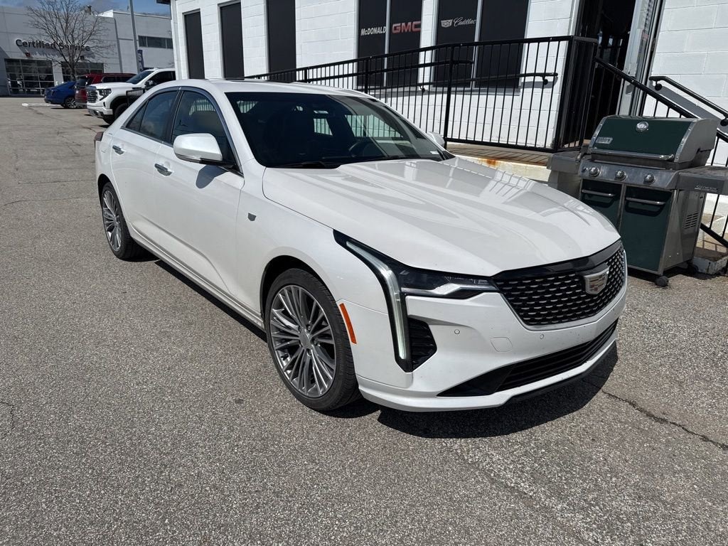 2023 Cadillac CT4 Premium Luxury