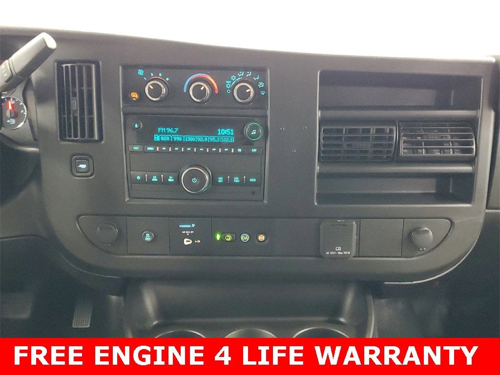 2021 Chevrolet Express Passenger 3500 1LS