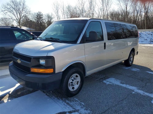 2011 Chevrolet Express Passenger 3500 1LS