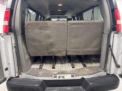 2011 Chevrolet Express Passenger 3500 1LS