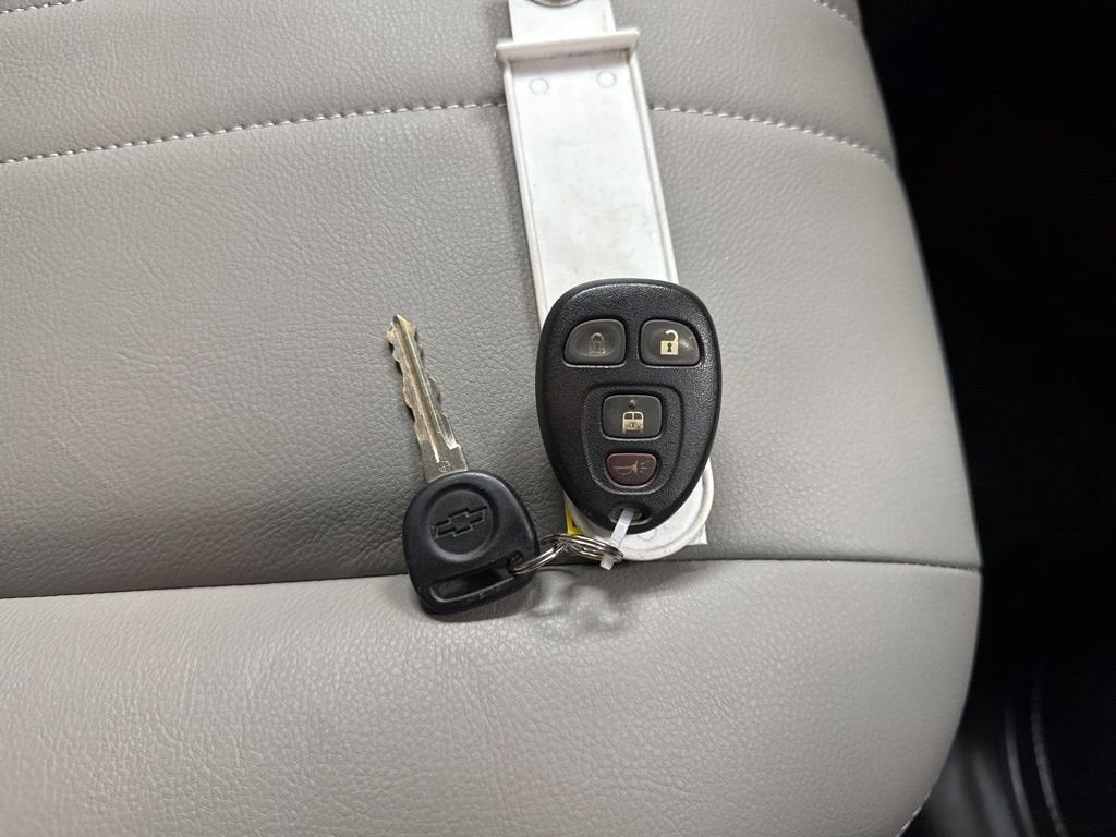 2011 Chevrolet Express Passenger 3500 1LS