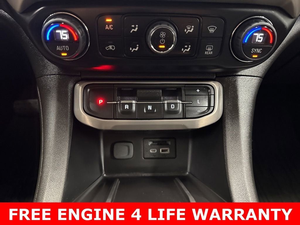 2022 GMC Acadia Denali