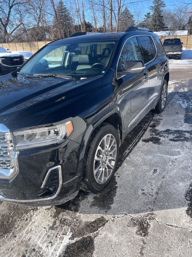 2022 GMC Acadia Denali