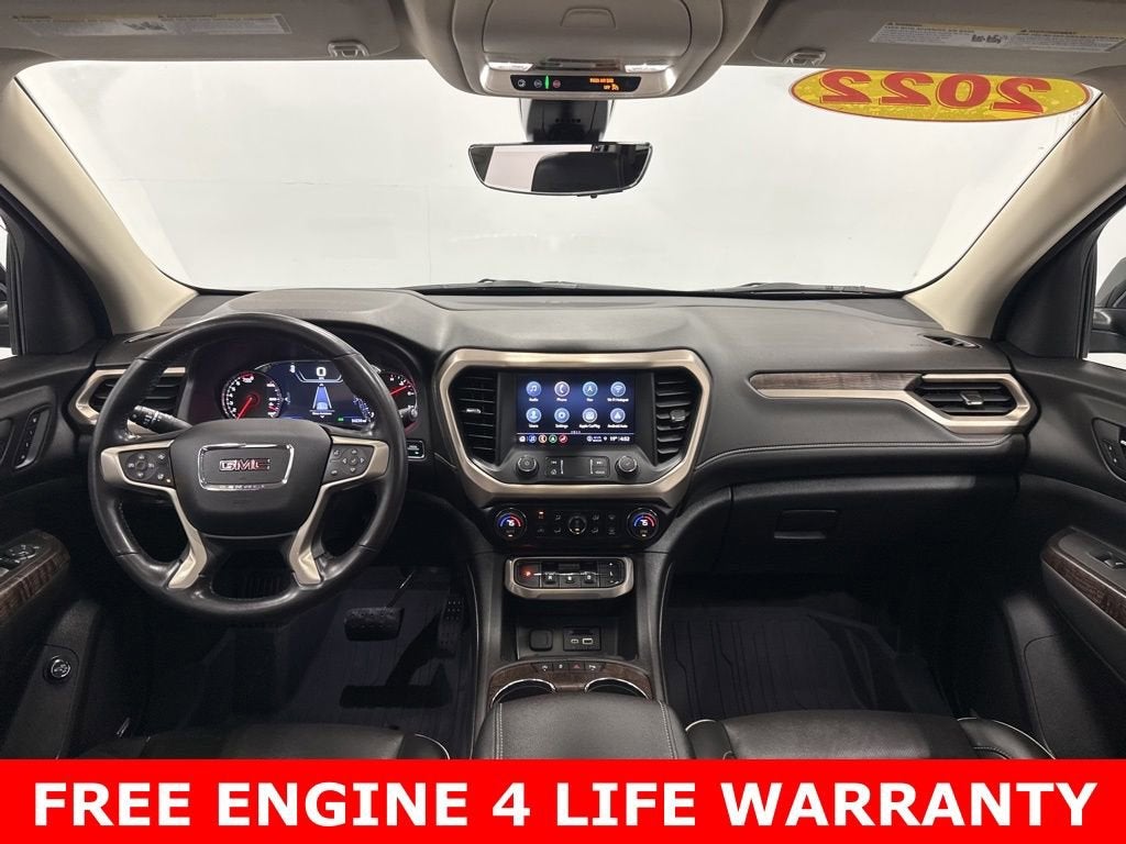 2022 GMC Acadia Denali