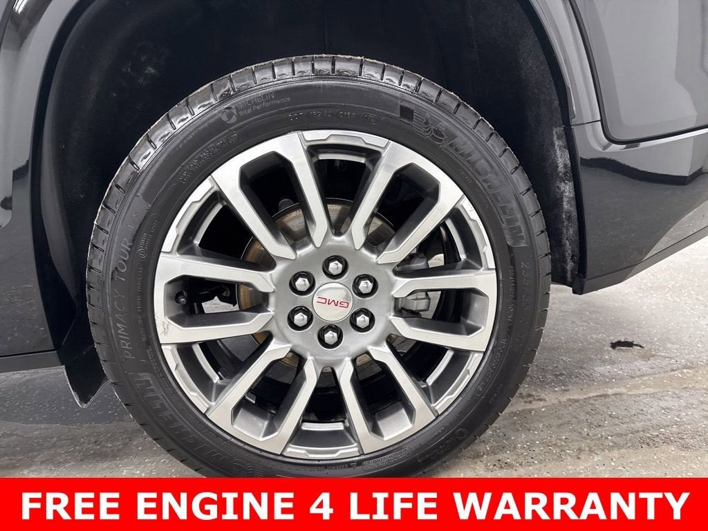 2022 GMC Acadia Denali