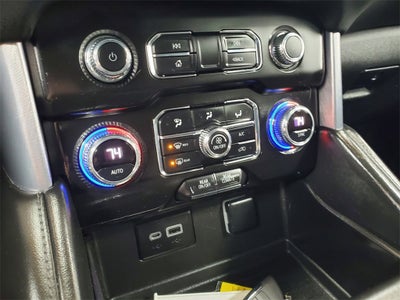 2022 GMC Yukon XL SLE