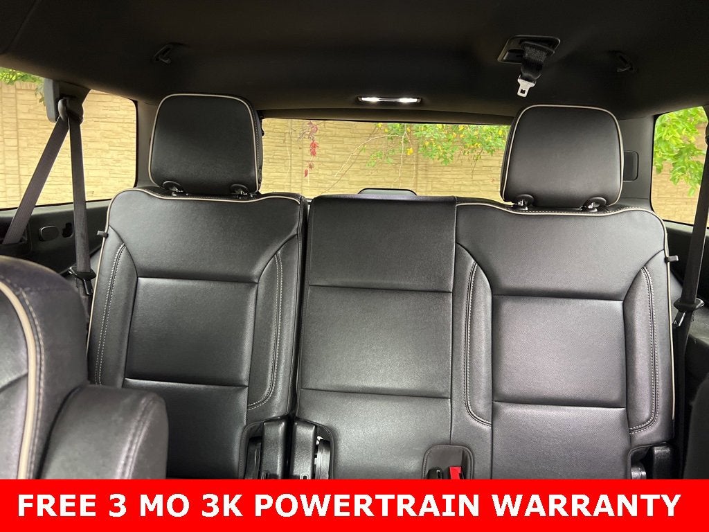 2022 GMC Yukon XL SLT