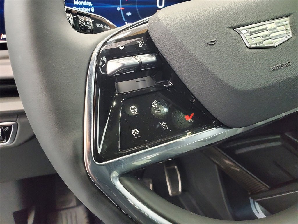 2026 Cadillac VISTIQ Sport