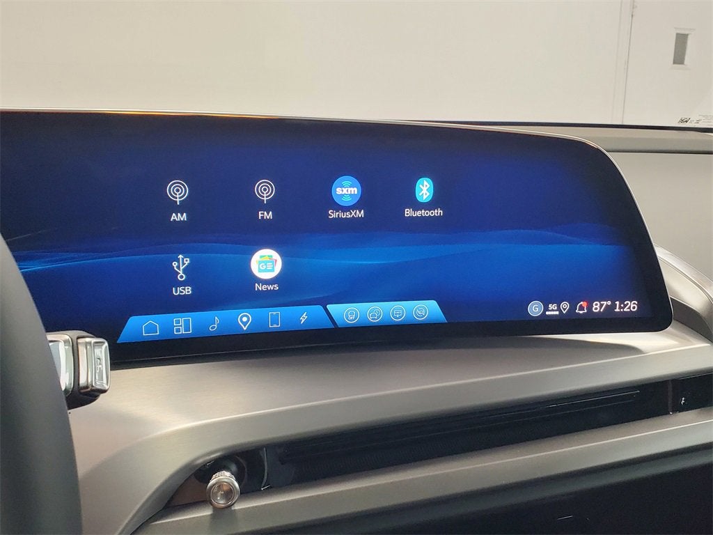 2026 Cadillac VISTIQ Sport