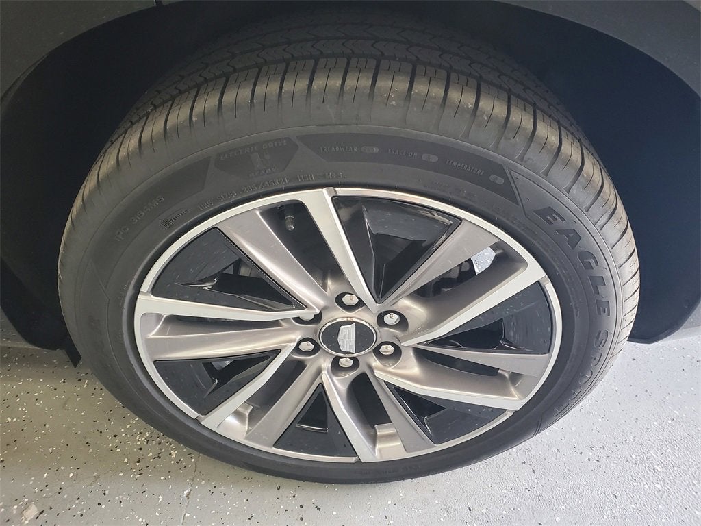 2026 Cadillac VISTIQ Sport