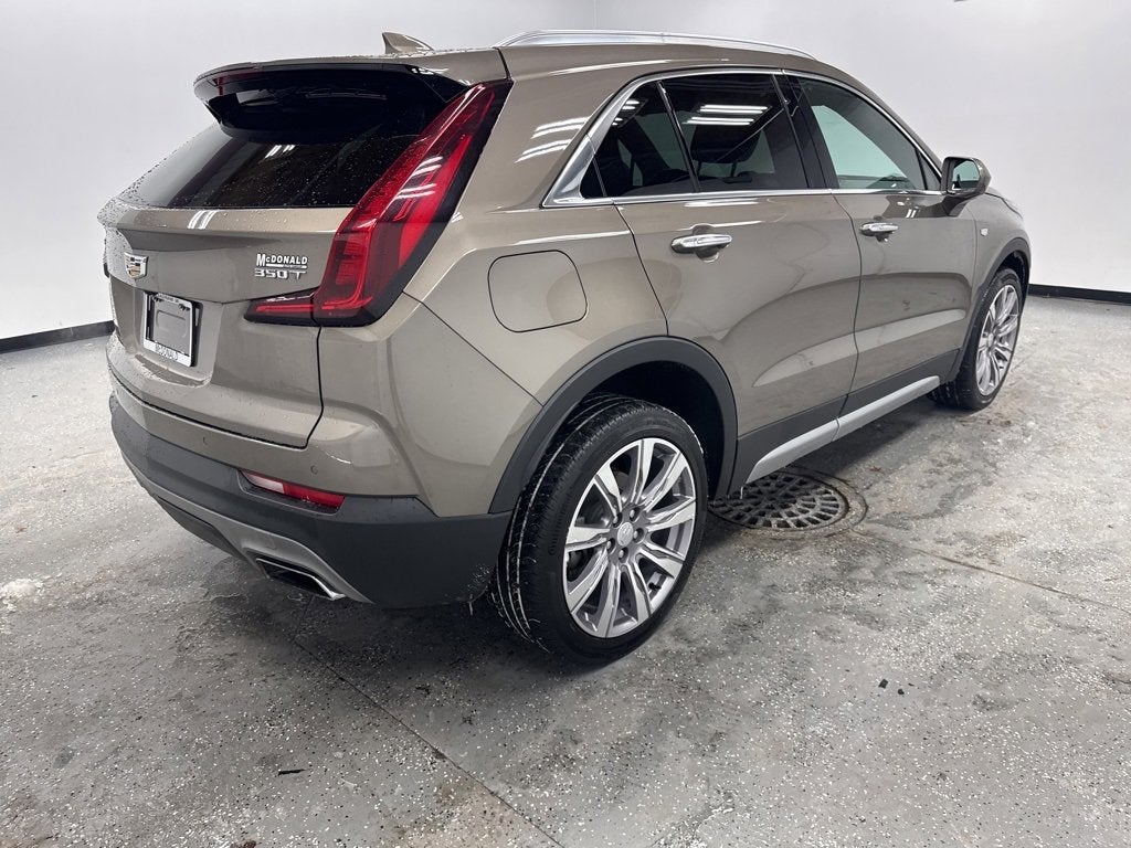 2020 Cadillac XT4 Premium Luxury