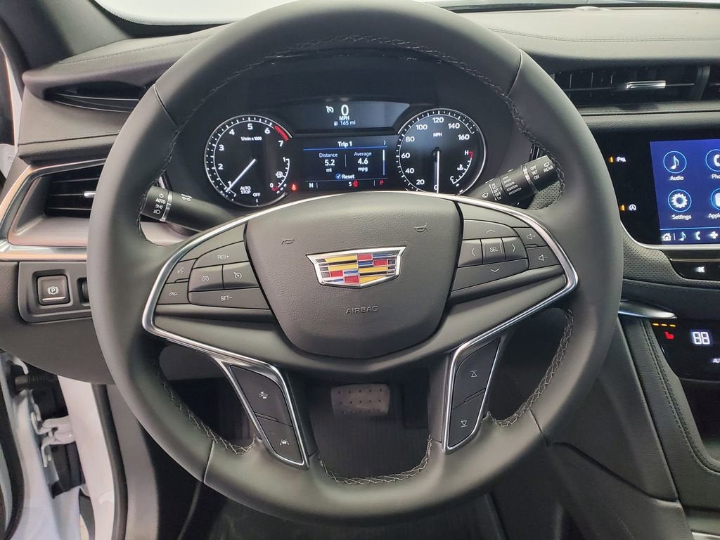 2026 Cadillac XT5 Luxury