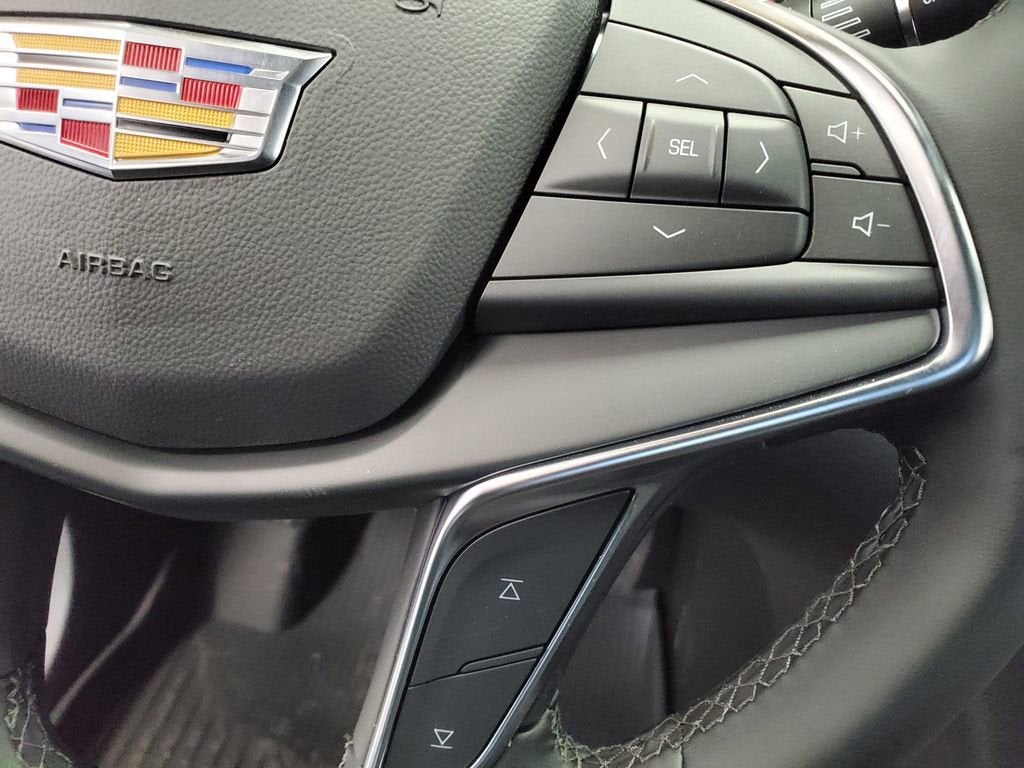 2026 Cadillac XT5 Luxury