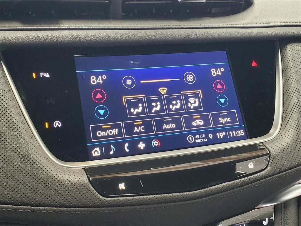 2026 Cadillac XT5 Luxury