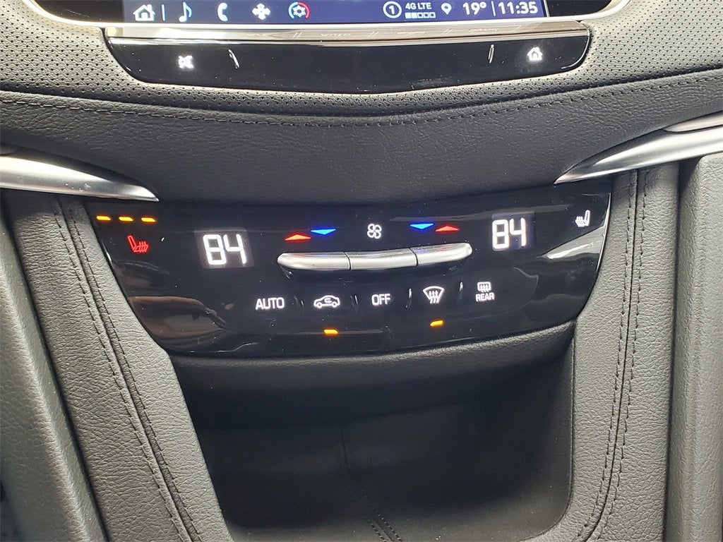 2026 Cadillac XT5 Luxury