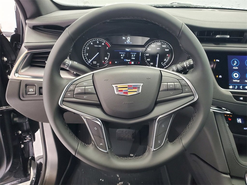 2026 Cadillac XT5 Luxury