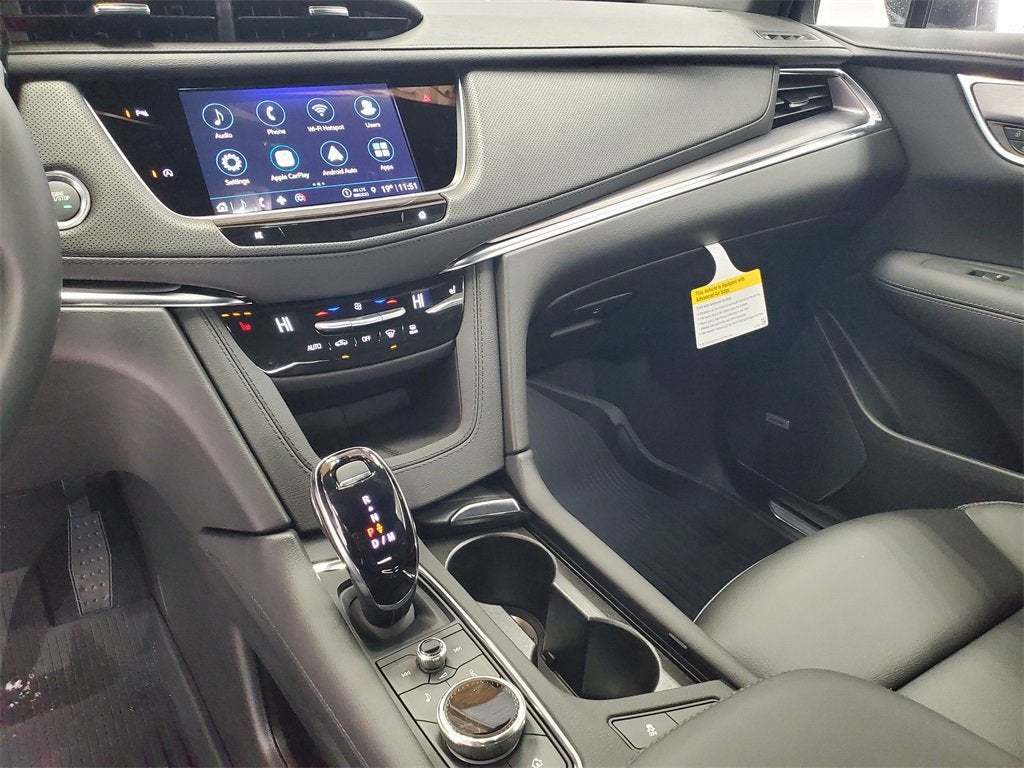 2026 Cadillac XT5 Luxury