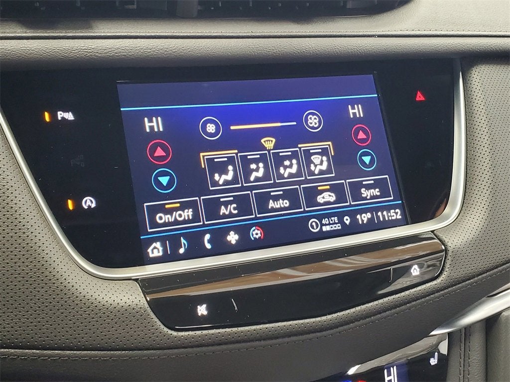 2026 Cadillac XT5 Luxury