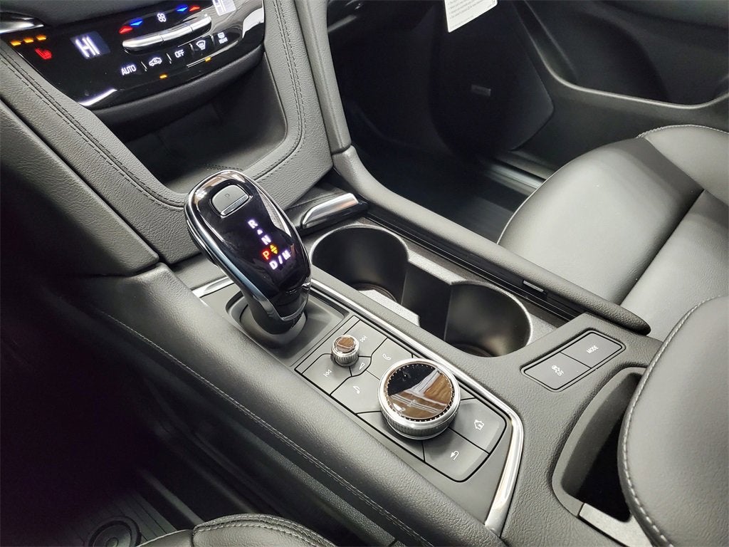 2026 Cadillac XT5 Luxury