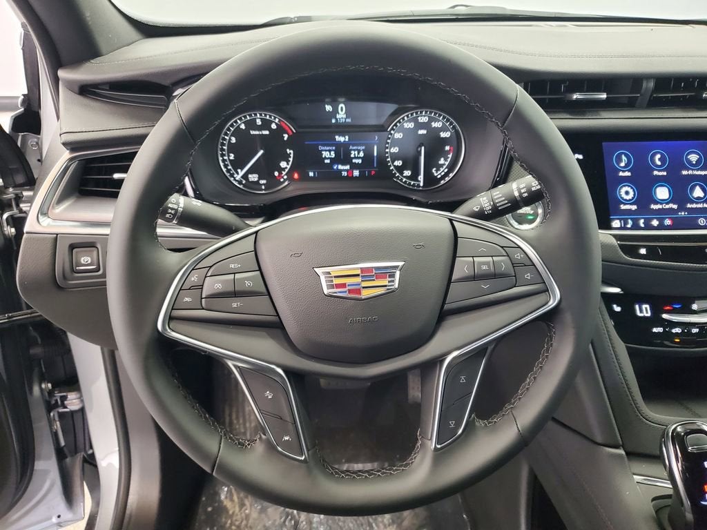 2026 Cadillac XT5 Luxury