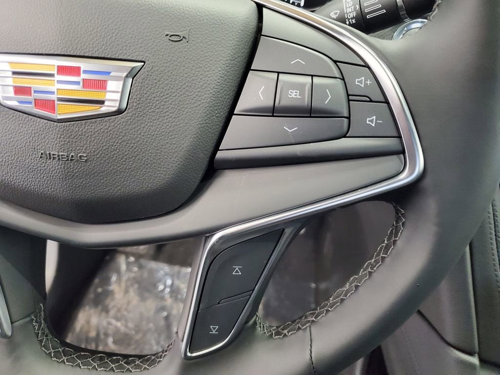 2026 Cadillac XT5 Luxury