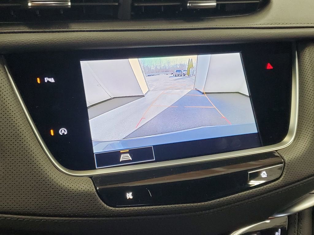 2026 Cadillac XT5 Luxury