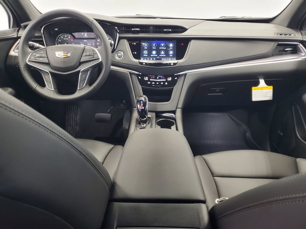 2026 Cadillac XT5 Luxury