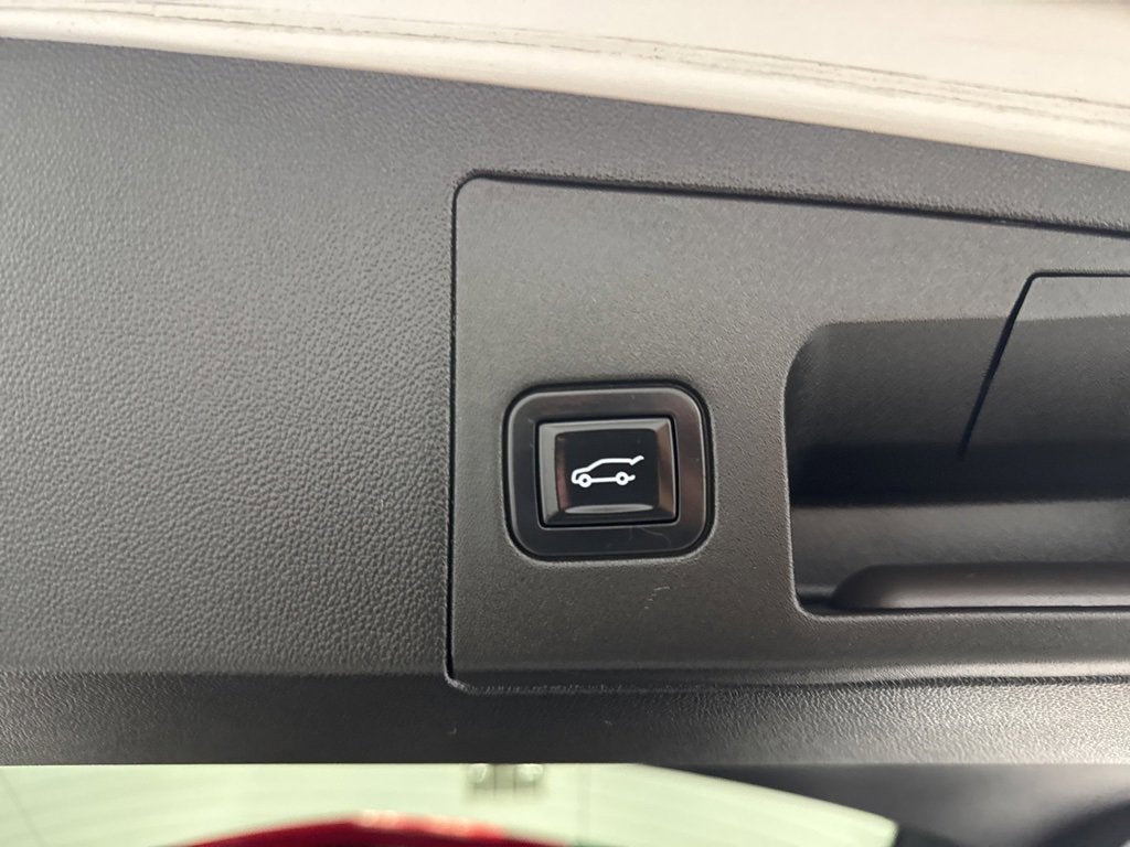 2017 Cadillac XT5 Platinum AWD