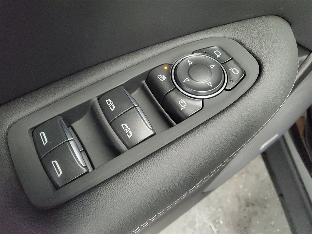 2025 Cadillac XT5 Sport