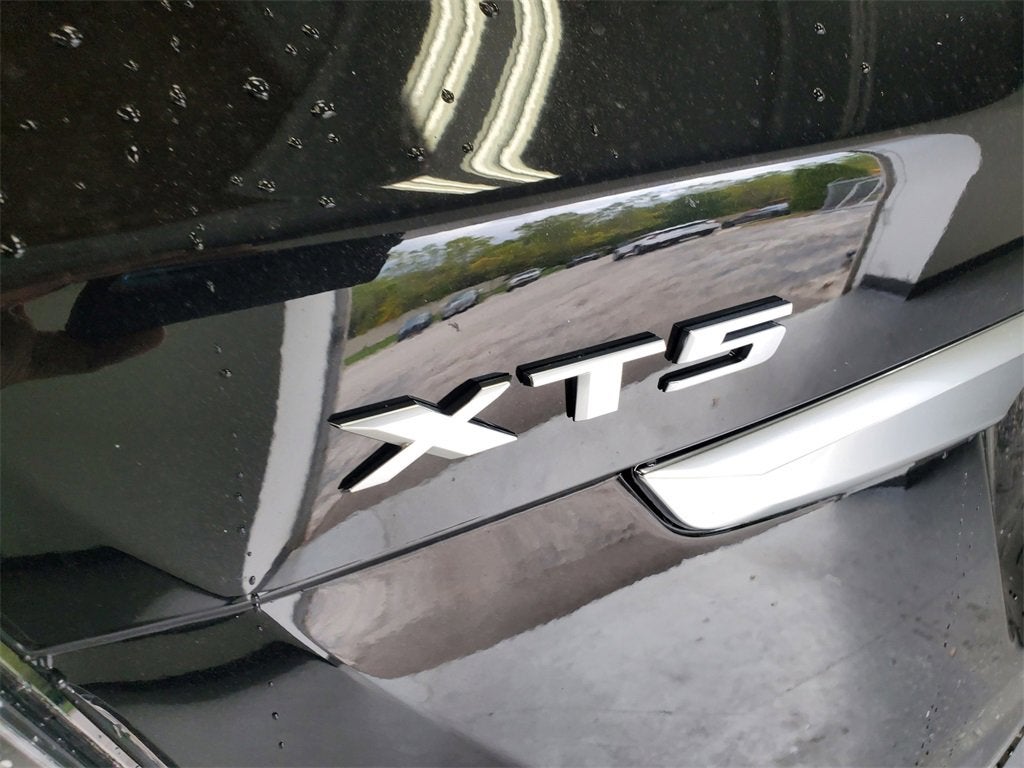 2025 Cadillac XT5 Sport