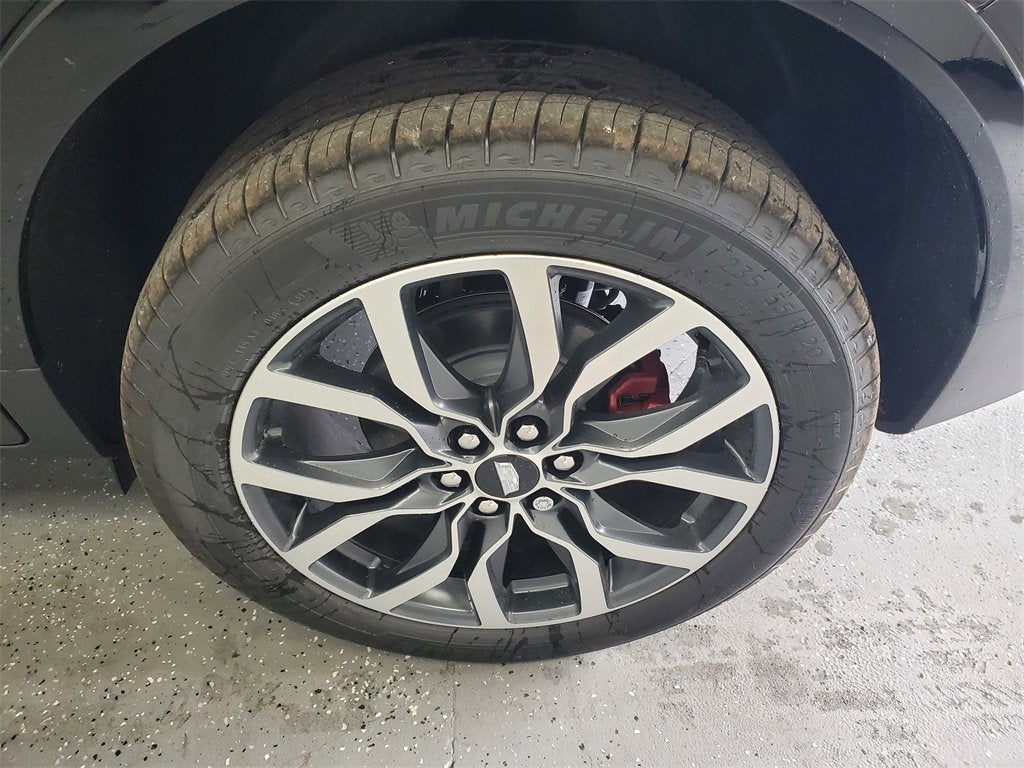 2025 Cadillac XT5 Sport