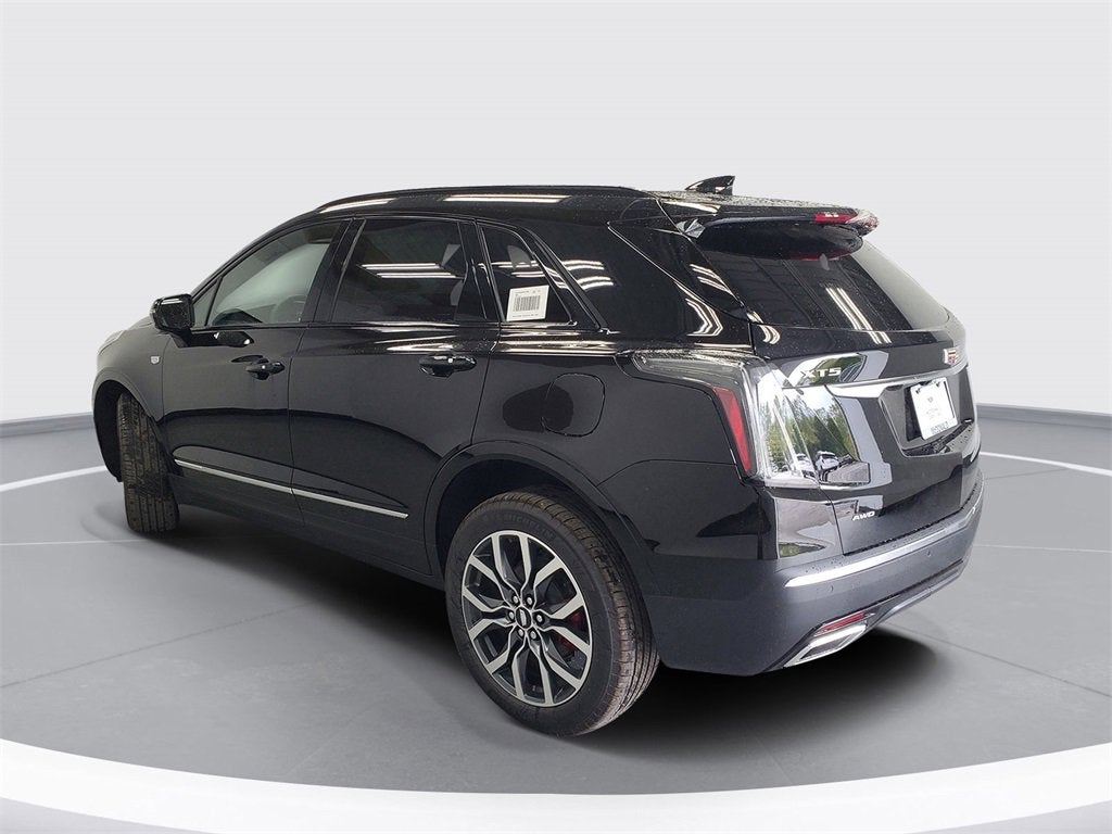2025 Cadillac XT5 Sport