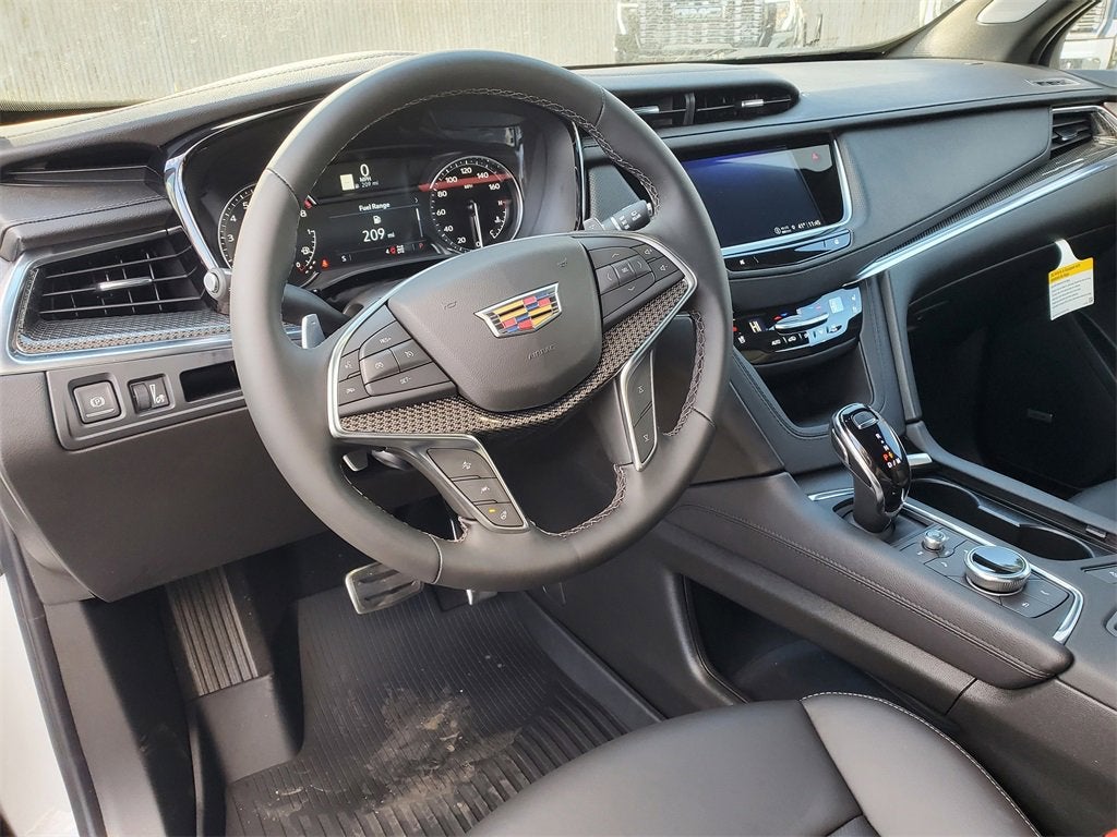 2025 Cadillac XT5 Sport