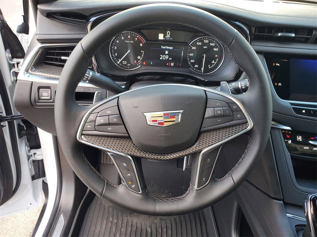 2025 Cadillac XT5 Sport