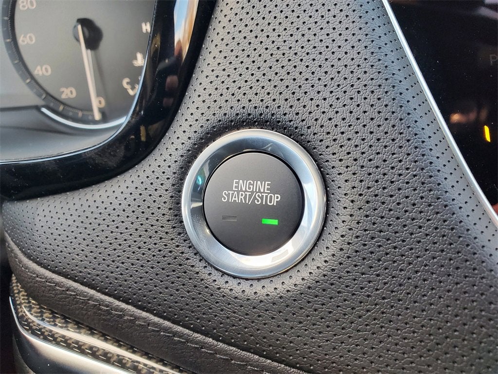 2025 Cadillac XT5 Sport