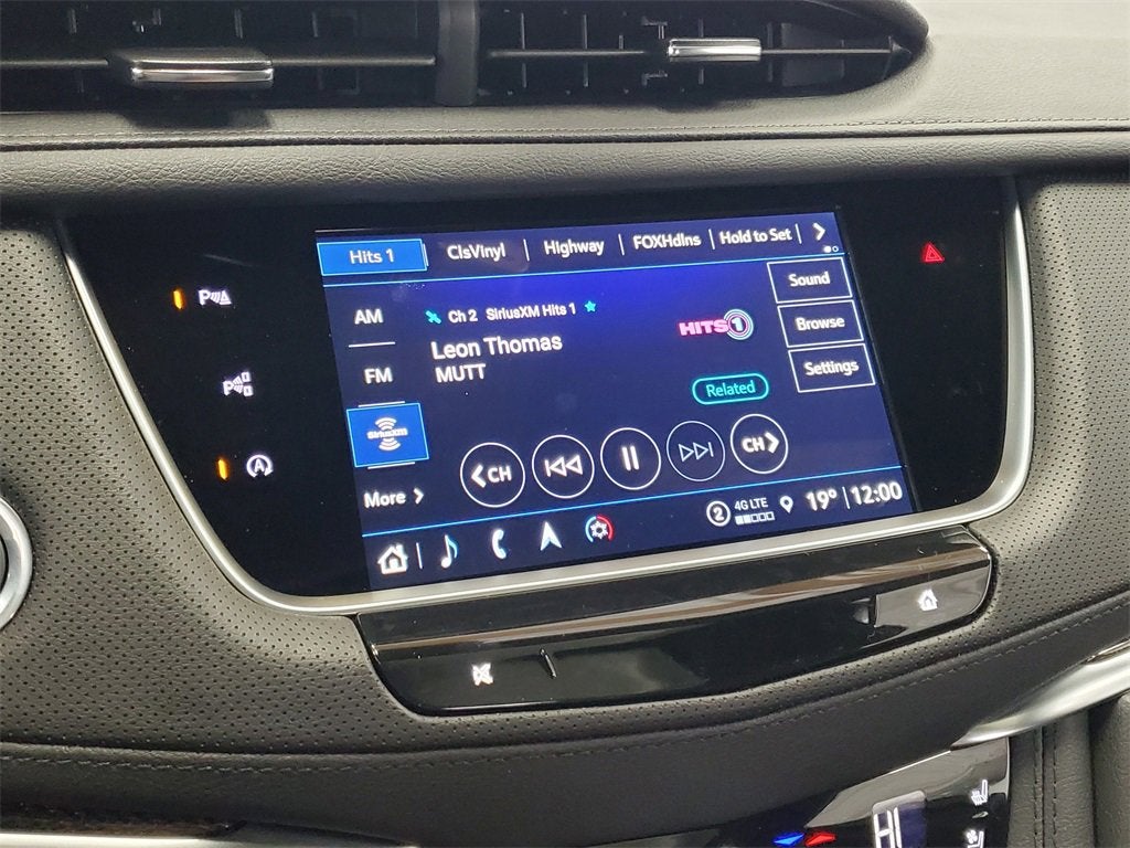 2026 Cadillac XT5 Sport