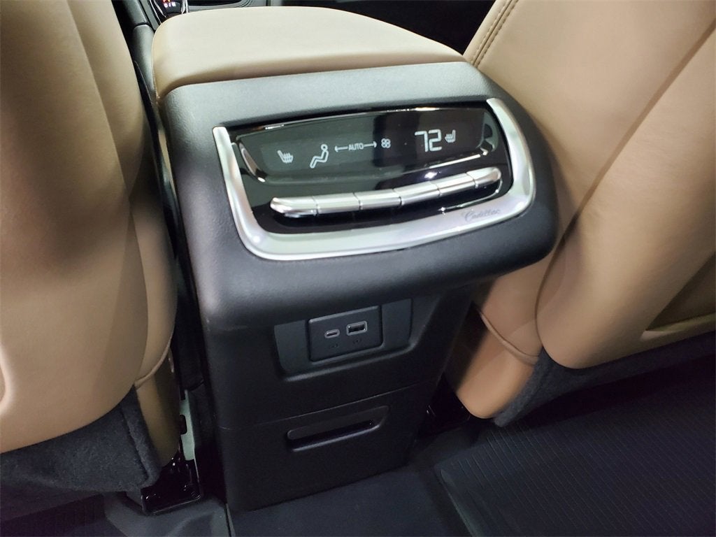 2025 Cadillac XT6 Premium Luxury