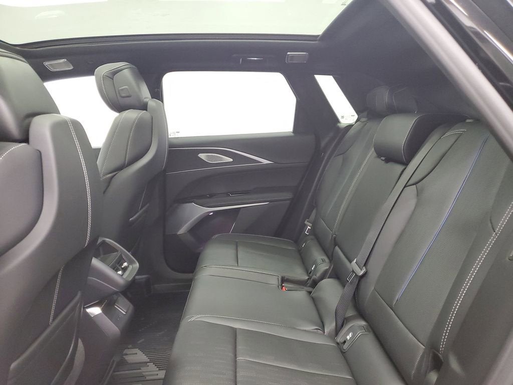 2026 Cadillac LYRIQ Premium Sport