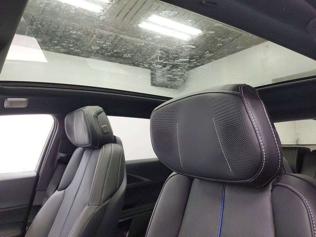 2026 Cadillac LYRIQ Premium Sport