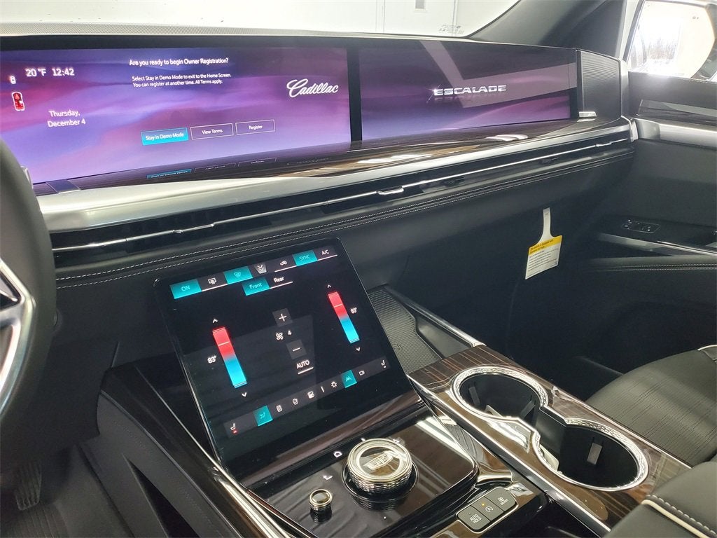 2026 Cadillac Escalade Luxury