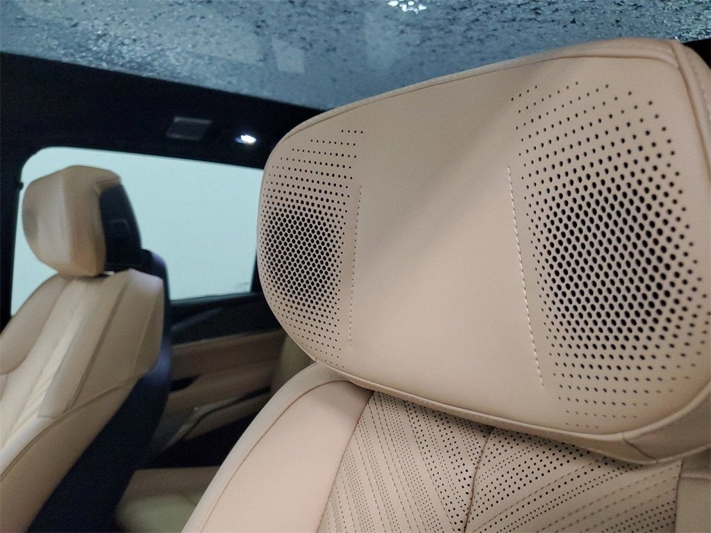 2025 Cadillac ESCALADE IQ Sport 2