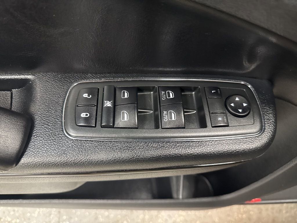 2013 Chrysler 300 300S