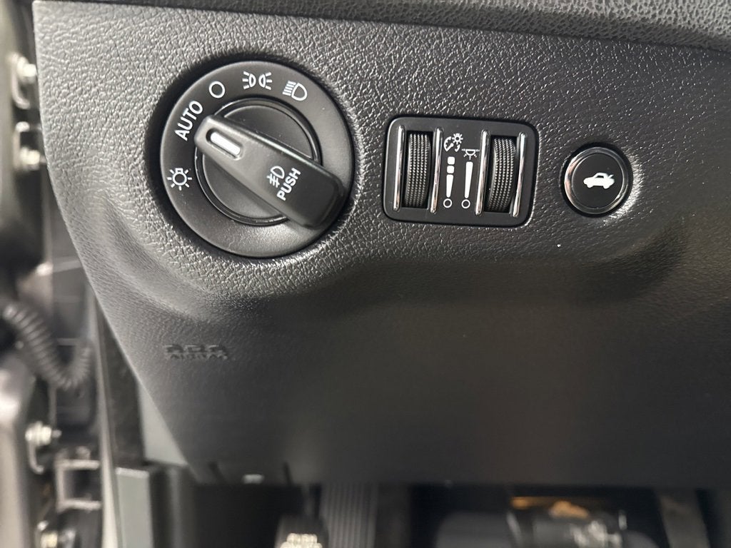 2015 Dodge Charger SE