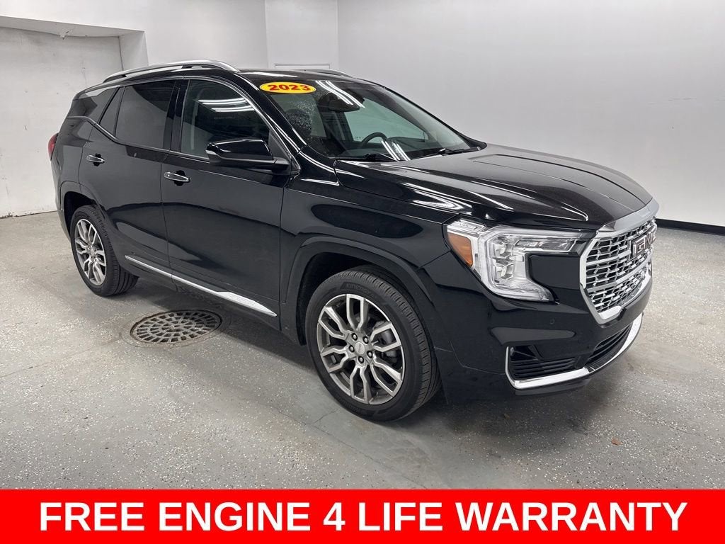 2023 GMC Terrain Denali