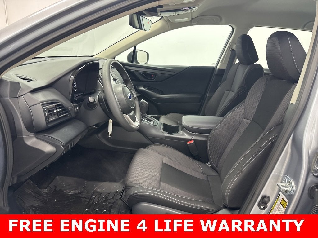 2025 Subaru Outback Base