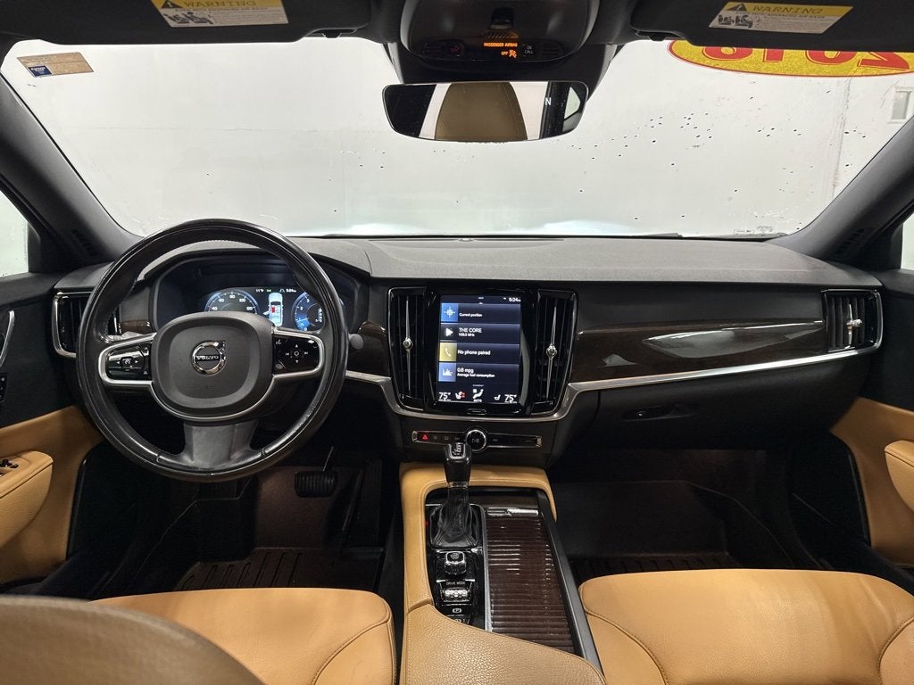 2018 Volvo S90 Momentum